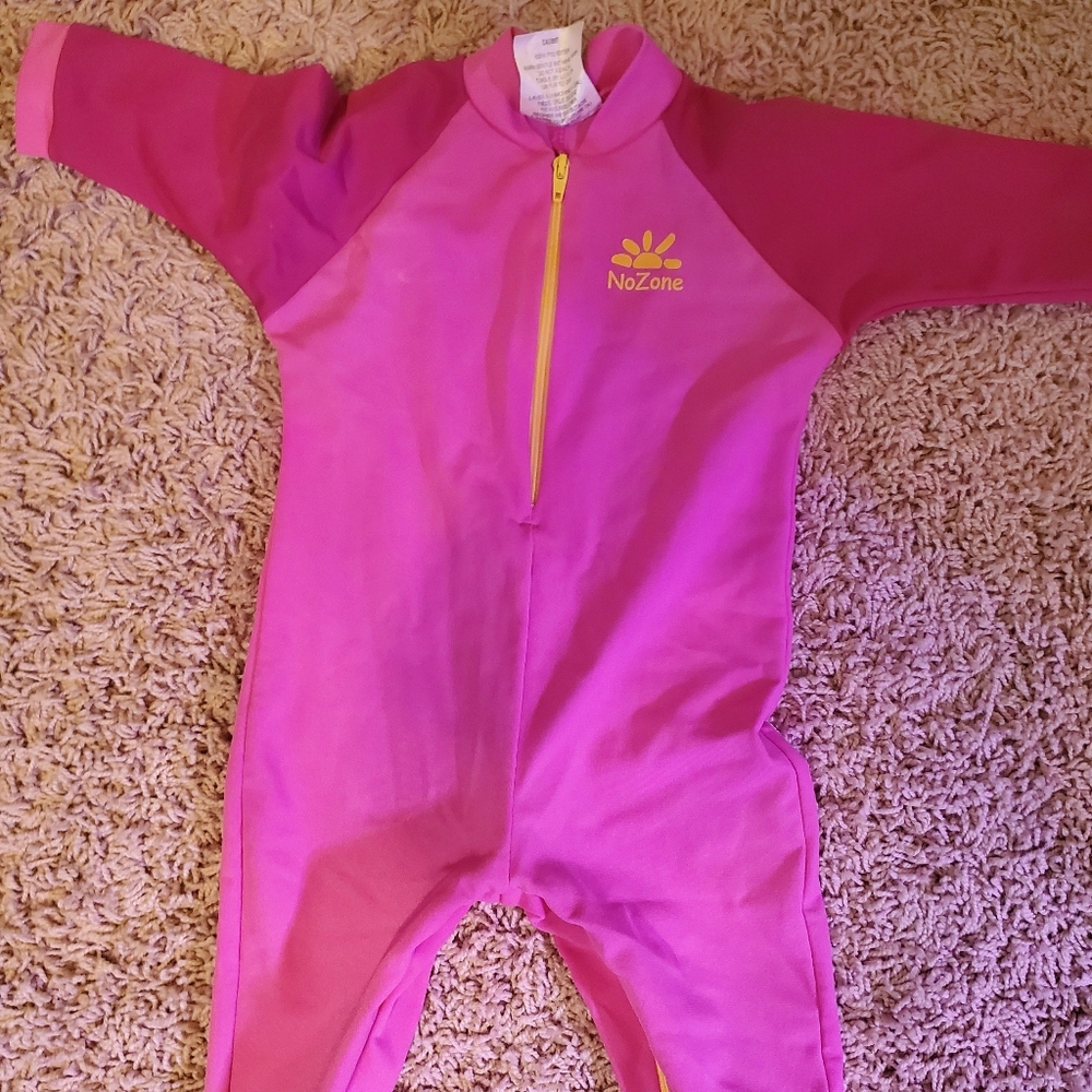No zone rash guard